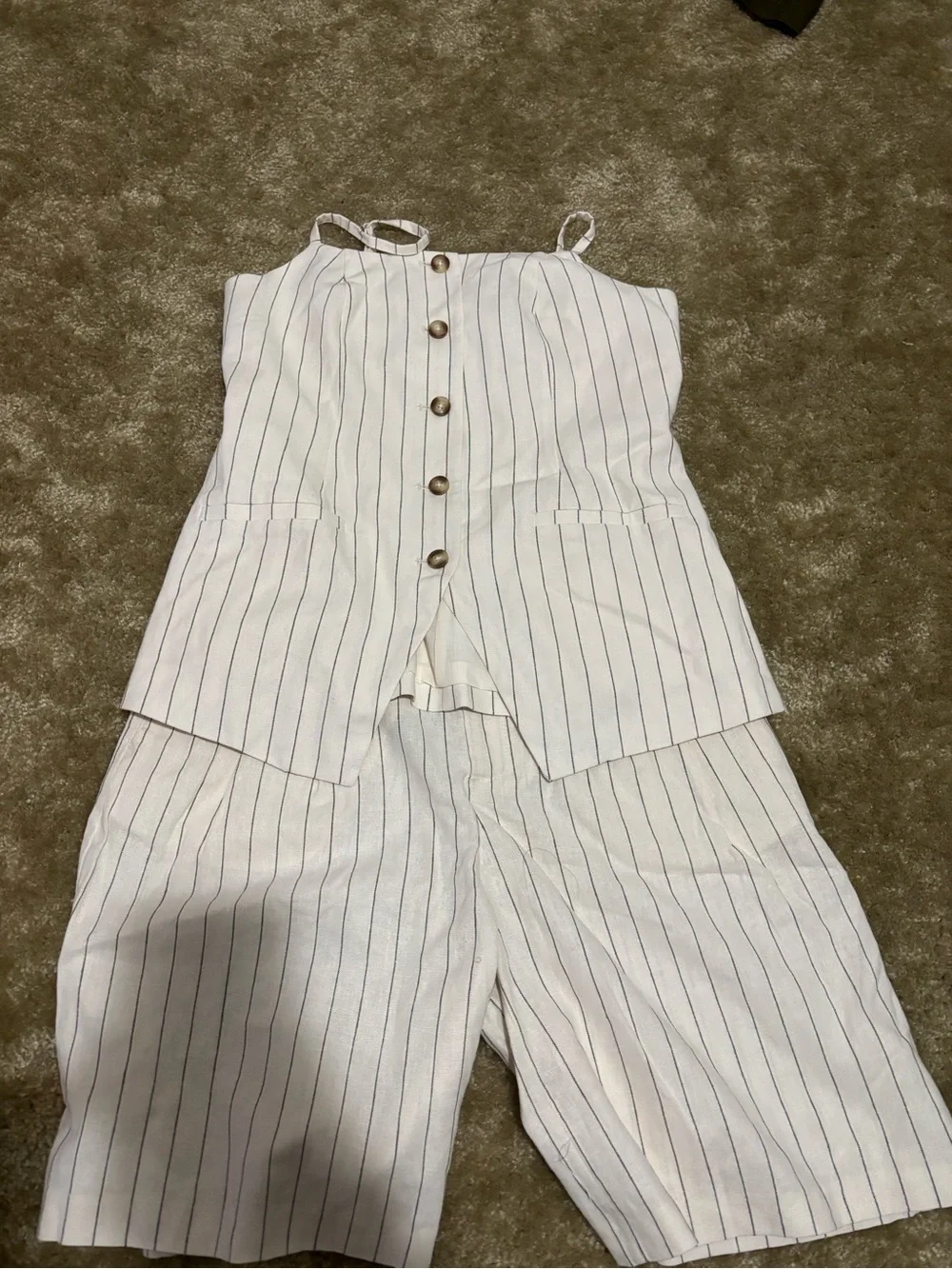 Scoop cream linen